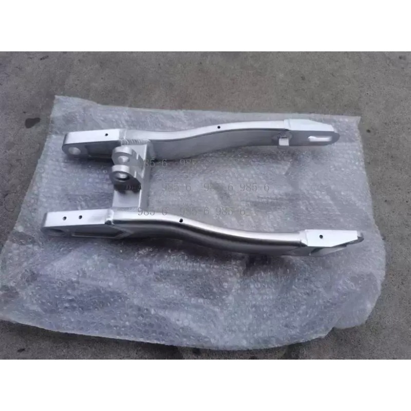 Achtervork van aluminiumlegeri - Motorcycle Parts recensie en prijs